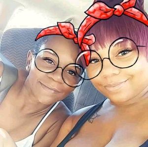 Meet your Posher, Rochelle